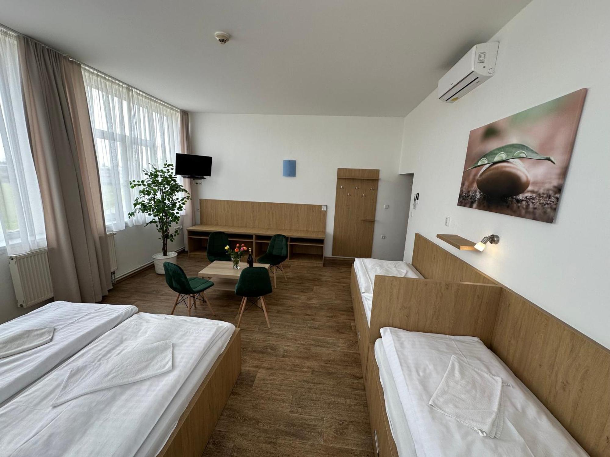 Raketa Bowling Guest house